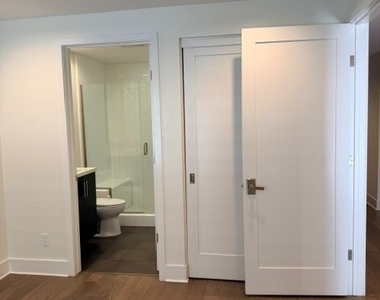 1400 N Fuller - Photo Thumbnail 6