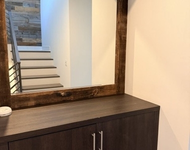 1400 N Fuller - Photo Thumbnail 11