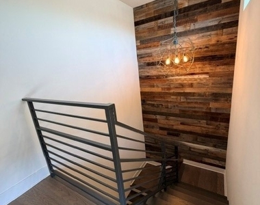 1400 N Fuller - Photo Thumbnail 26