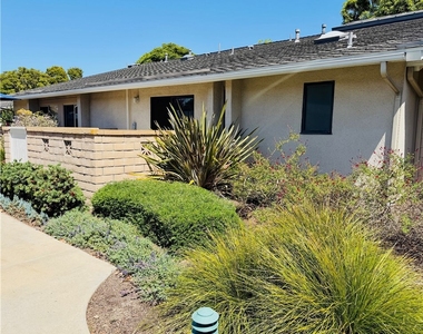8933 Modesto Circle - Photo Thumbnail 22
