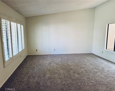 8933 Modesto Circle - Photo Thumbnail 3
