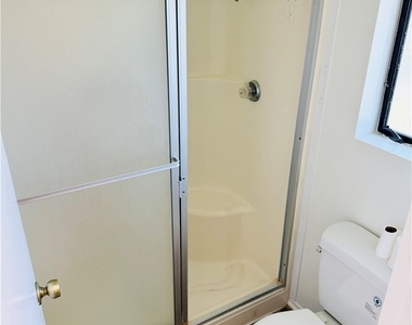 8933 Modesto Circle - Photo Thumbnail 15