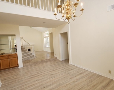 2162 Ventia - Photo Thumbnail 22