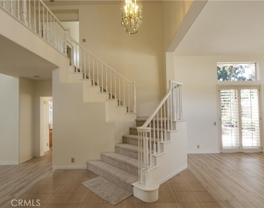 2162 Ventia - Photo Thumbnail 12
