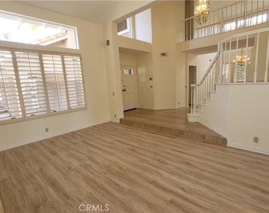 2162 Ventia - Photo Thumbnail 28