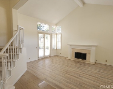 2162 Ventia - Photo Thumbnail 11