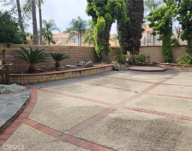 2162 Ventia - Photo Thumbnail 35