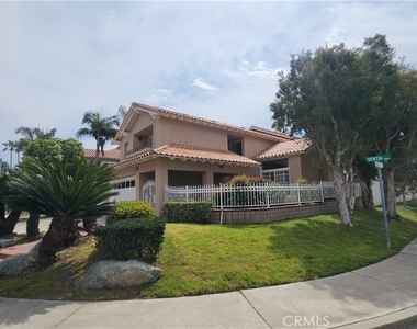 2162 Ventia - Photo Thumbnail 5
