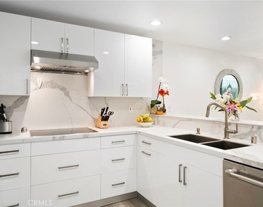1585 S Coast - Photo Thumbnail 9