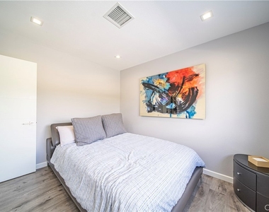 8711 Mossford - Photo Thumbnail 37