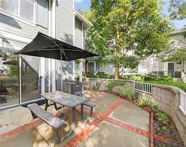 32 Carlsbad - Photo Thumbnail 16