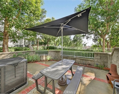32 Carlsbad - Photo Thumbnail 17