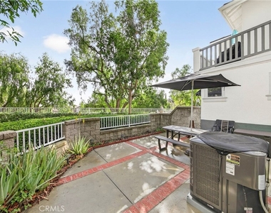32 Carlsbad - Photo Thumbnail 14