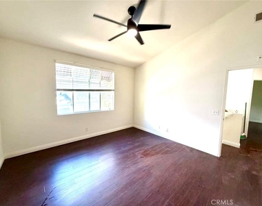 32 Carlsbad - Photo Thumbnail 22