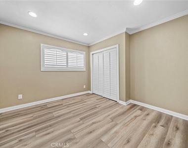 4361 Los Serranos - Photo Thumbnail 10