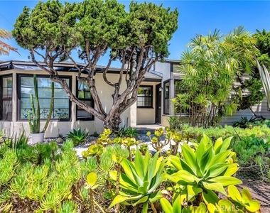 544 Glenneyre St. - Photo Thumbnail 3