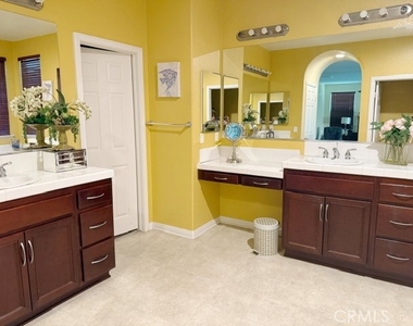 12647 Burbank Rd - Photo Thumbnail 8