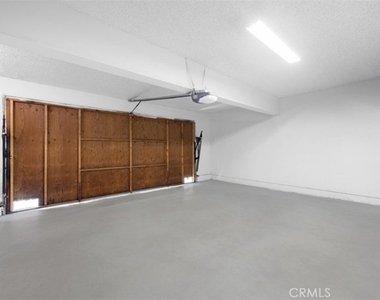321 N Lincoln - Photo Thumbnail 10