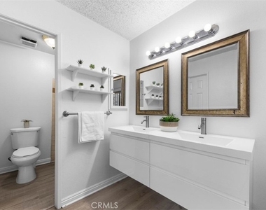 321 N Lincoln - Photo Thumbnail 8