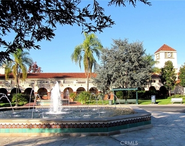2165 Via Mariposa - Photo Thumbnail 27