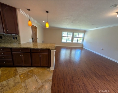 2165 Via Mariposa - Photo Thumbnail 12
