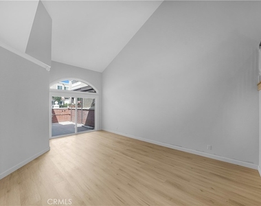 6082 Eaglecrest Drive - Photo Thumbnail 2