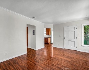 544 Glenneyre - Photo Thumbnail 5