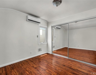 544 Glenneyre - Photo Thumbnail 12