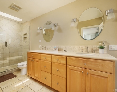 4021 Aladdin Drive - Photo Thumbnail 11