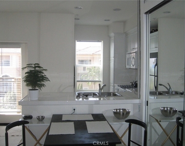 6020 Seabluff Drive - Photo Thumbnail 23