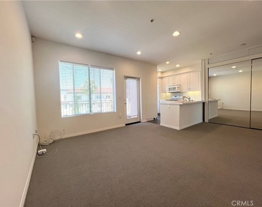 6020 Seabluff Drive - Photo Thumbnail 7