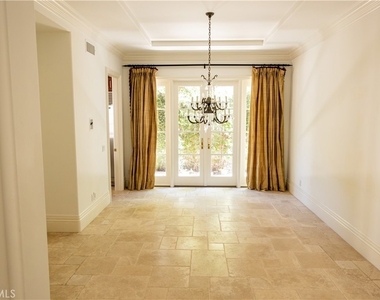 32 Gleneagles Drive - Photo Thumbnail 4