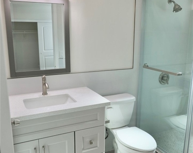 8171 Orangewood - Photo Thumbnail 10