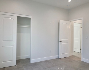 8171 Orangewood - Photo Thumbnail 7