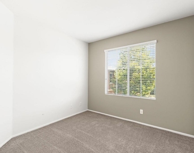 26137 Oakcreek Union Drive - Photo Thumbnail 13