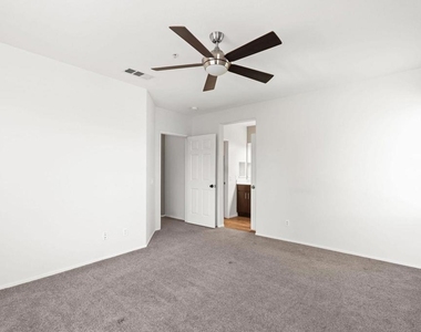 26137 Oakcreek Union Drive - Photo Thumbnail 11