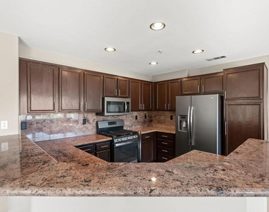 26137 Oakcreek Union Drive - Photo Thumbnail 10