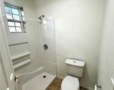 13906 Grant Street - Photo Thumbnail 3