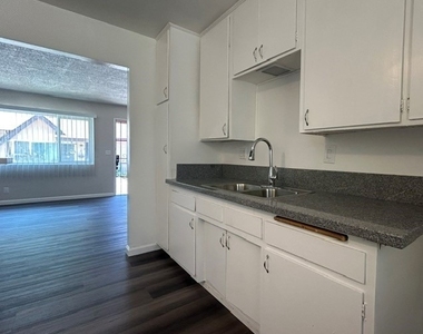 1616 S Euclid - Photo Thumbnail 5
