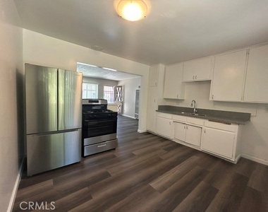1616 S Euclid - Photo Thumbnail 4