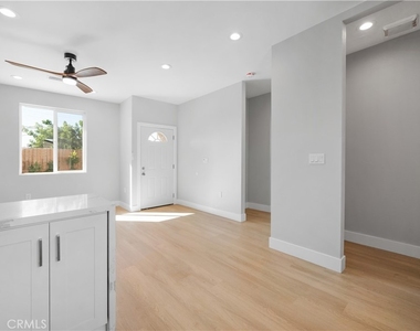 1318 Malachite Avenue - Photo Thumbnail 5