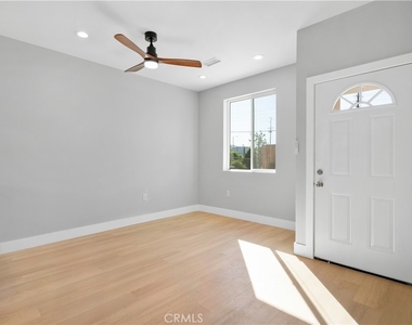1318 Malachite Avenue - Photo Thumbnail 4