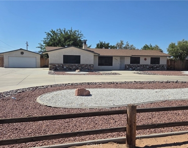 13881 Jicarilla Road - Photo Thumbnail 29