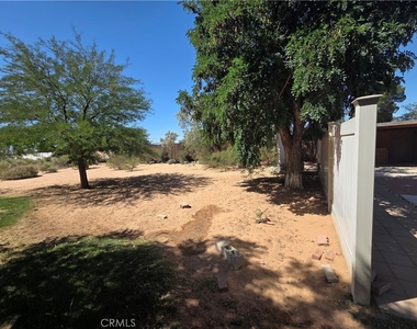 13881 Jicarilla Road - Photo Thumbnail 17