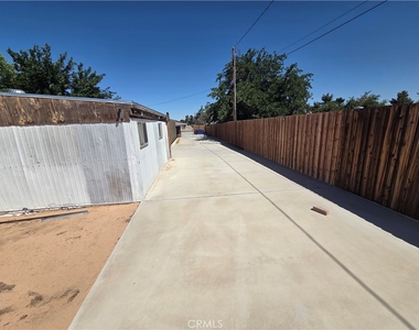 13881 Jicarilla Road - Photo Thumbnail 27