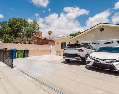 16713 Devonshire Street - Photo Thumbnail 31