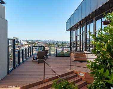 343 Pioneer Drive - Photo Thumbnail 29