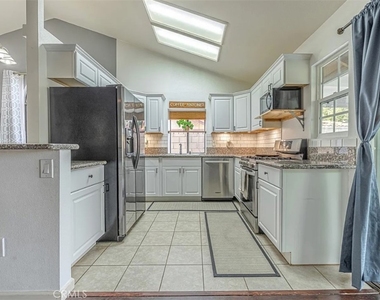 37526 Rose Street - Photo Thumbnail 2