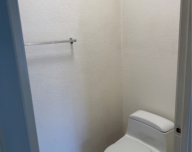 1325 Solera Lane - Photo Thumbnail 15