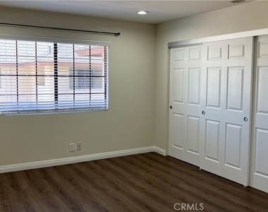 838 Fairview Avenue - Photo Thumbnail 9